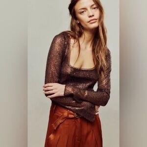 Intimately free people long sleeve top
B2